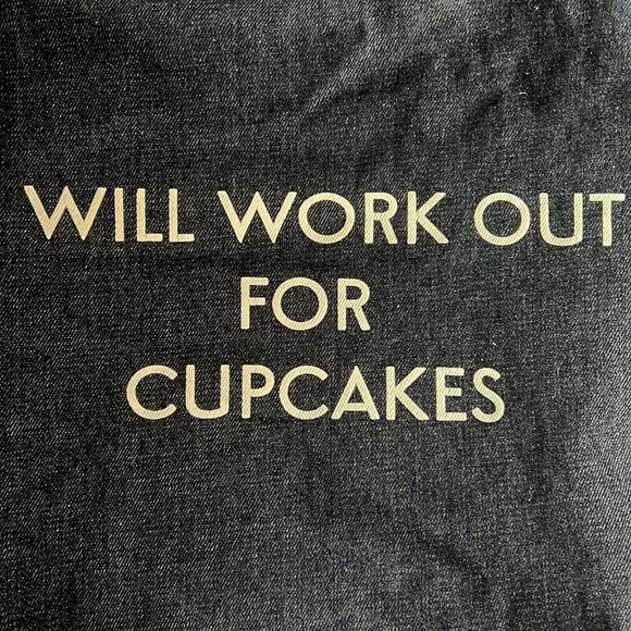 🇺🇸 Private party gym bag Workout for Cupcakes Duffel - Picture 6 of 6